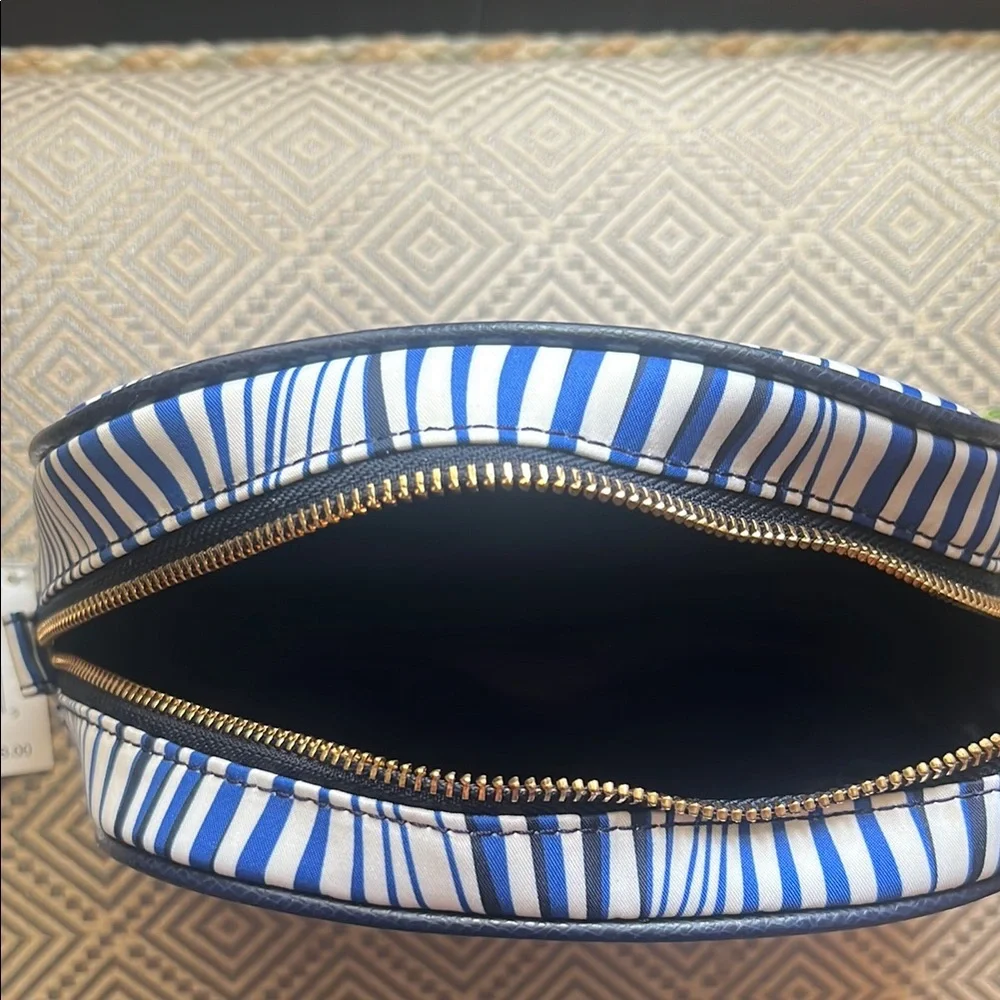 Vera Bradley make up bag Blue and White Striped Women's NWT
